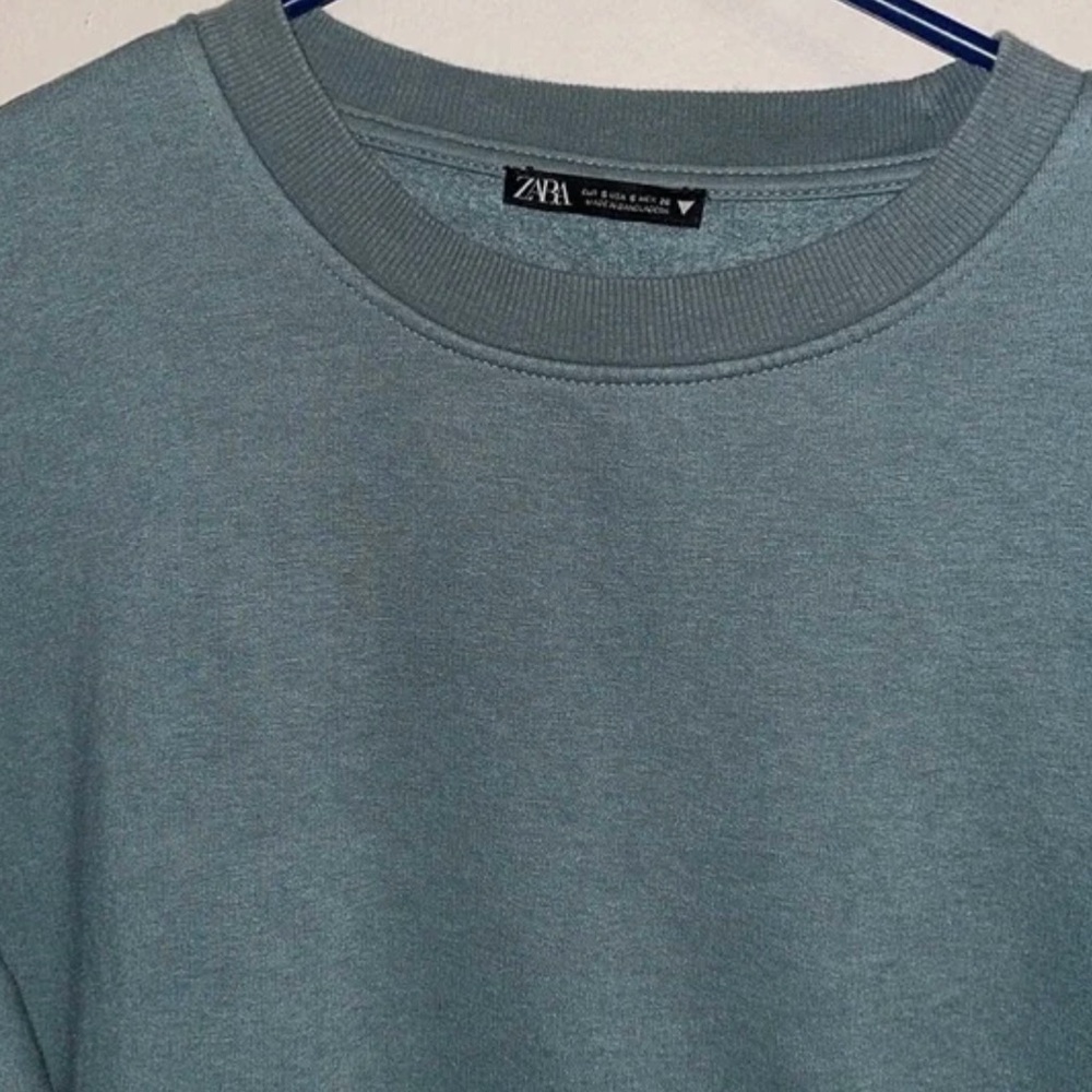 Zara Teal Cropped Sweatshirt - Picture 2 of 4